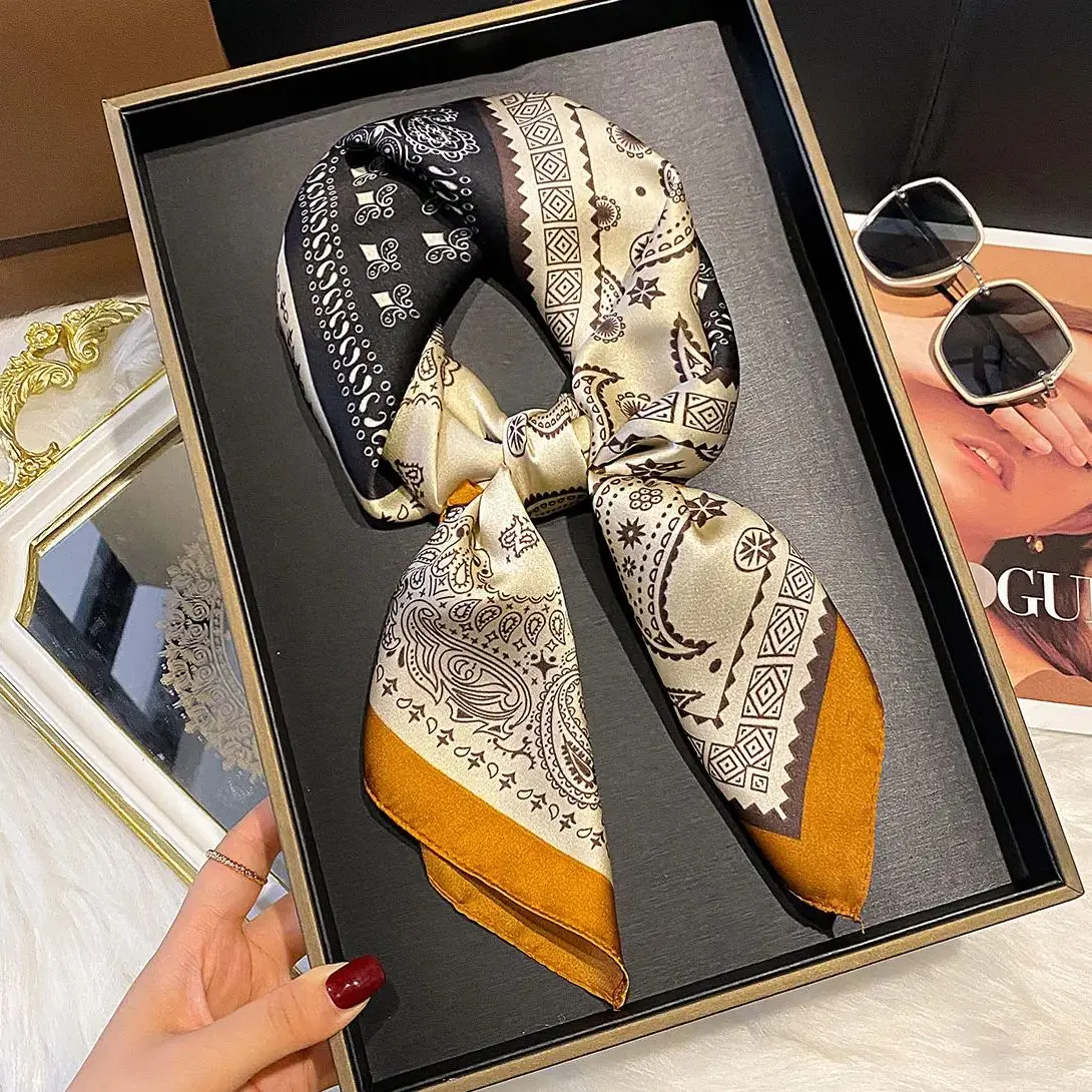 

Новая мода 70X70 см женский шарф шелковый шарф с принтом пейсли квадратная шаль декоративная повязка на голову шеи роскошный дизайн бандана 2025