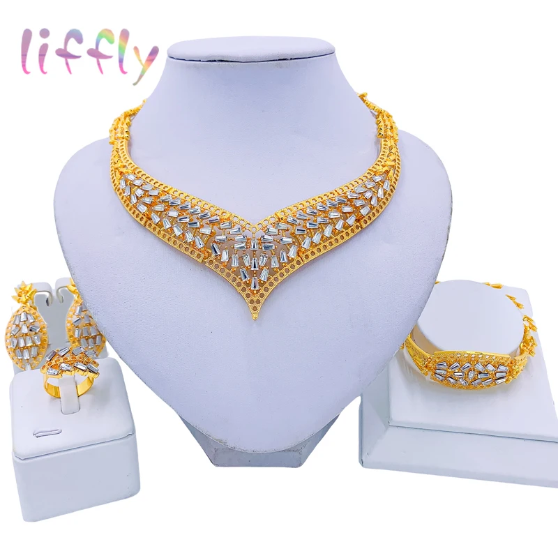 

Liffly 2023 New Fashion Jewelry Set Hollow Necklace Pendant Earrings Crystal Earrings Ring Party Accessories Women's Gift