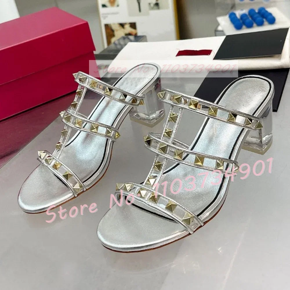 Metalen Klinknagels Clear Chunky Hakken Slippers Vrouwelijke Zomer Luxe Lederen Puntige Teen Schoenen Vrouwen Casual Mode Sexy Hakken Muilezels