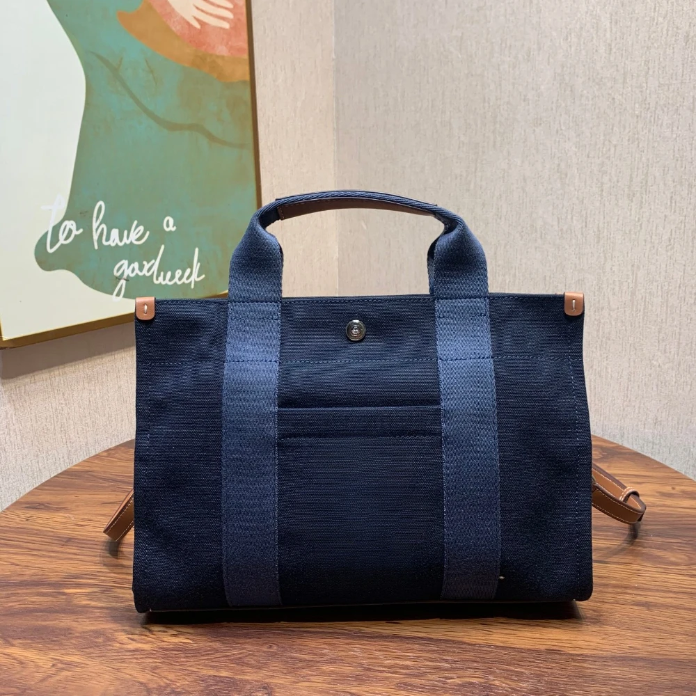 

Luxury Large Capacity Crossbody Famous Brand Handbags High Quality Handmade Designer Bags for Summer Beach 2025 Trend