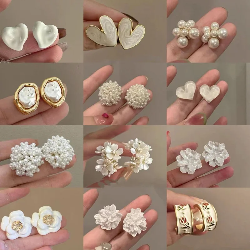 Französische Retro-Herzförmige Ohrstecker Minimalistischer Modeschmuck Geschenk Hochzeit Party Schmuck Accessoires Exquisites Partygeschenk