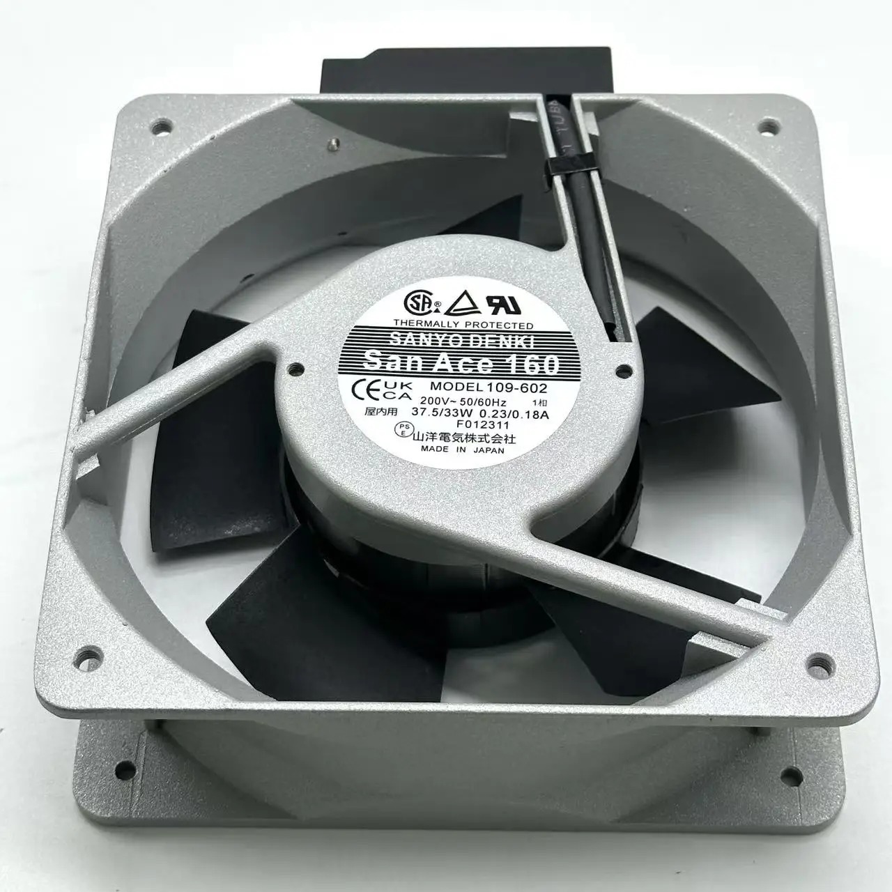 SANYO DENKI 109-602 AC 200V 0.23/0.18A 160x160x50mm Server Cooling Fan