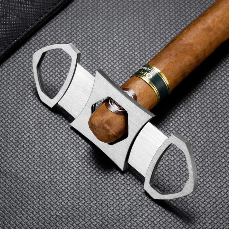 

BOLTIFY 1PC Portable Stainless Steel Double-edged Cigar Scissors Stainless Steel Cigarette Clipper Metal Cigar Pliers Cutter