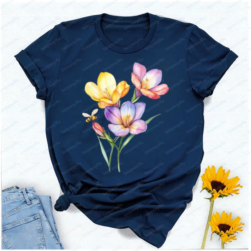 Watercolor Flower Shirt Spring Floral Bee Tee Botanical Wildflower TShirt Minimal Cottagecore Top Nature Lover Gift Gothic Tops