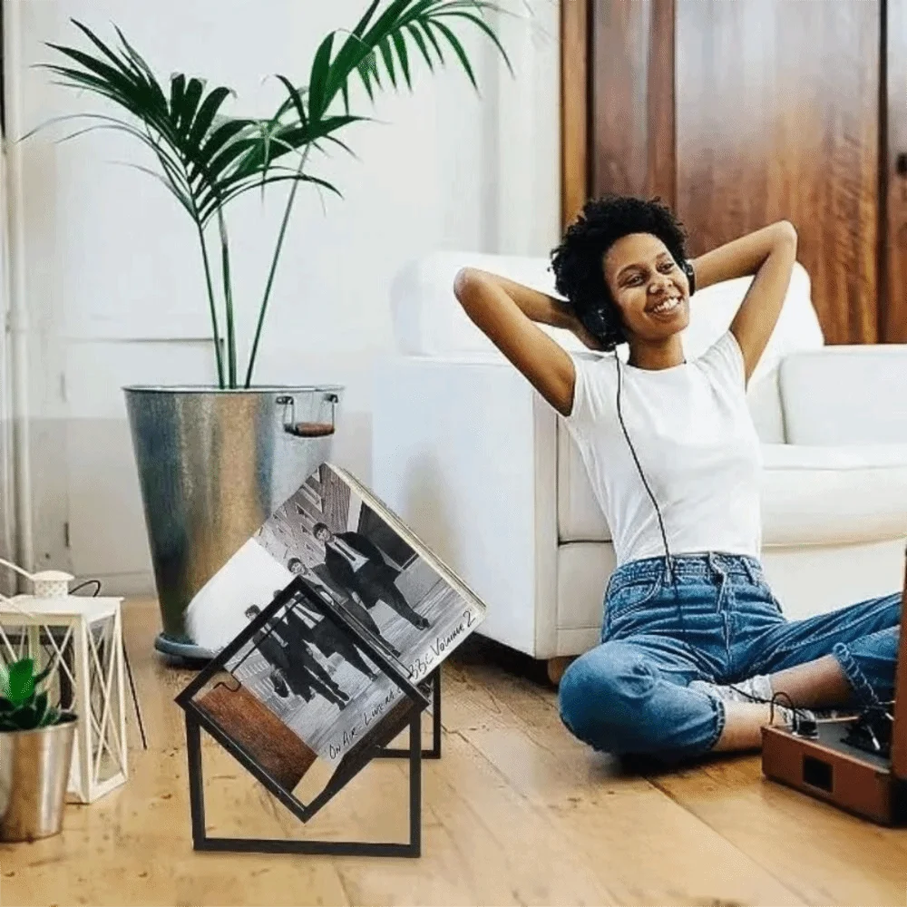 support-de-rangement-pour-disques-vinyles-en-fer-forge-robuste-structure-gain-de-place-design-moderne-et-minimaliste-presentoir-pour-cd-construction-durable