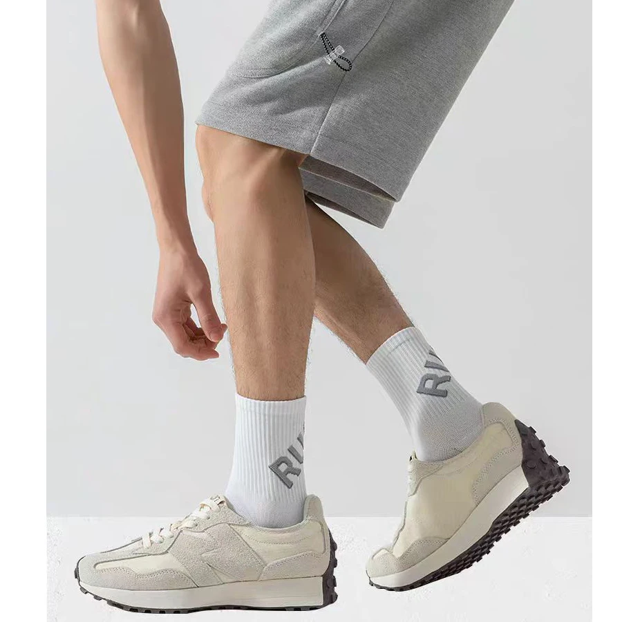 男性と女性のためのランニングソックス2足、ショートチューブタオルボトムスポーツ、ロートップマラソン、フィットネスバスケットボールプレッシャーソックス