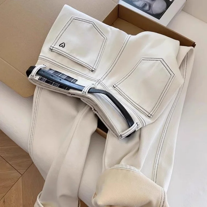 2025 Damen-Jeans, weiße Jeans, hohe Taille, Herz-Stickerei, Denim-Hose, Gürtel, lässig, schmale Passform, weibliche Mode-Hose