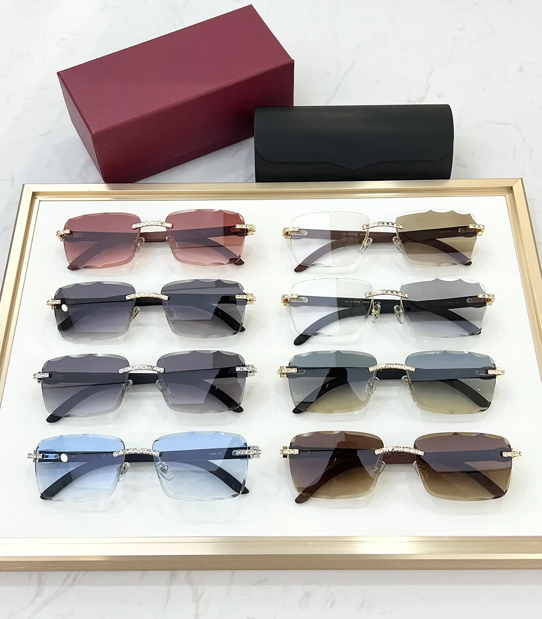 

Rimless Rectangle Sunglasses Unisex UV400 Protection Luxury Designer Metal Frame Fashion Streetwear Rhinestone Eyewear