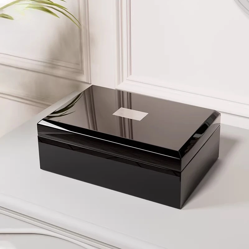 Jewelry box, high-end exquisite gold jewelry storage box, bracelet jewelry box.