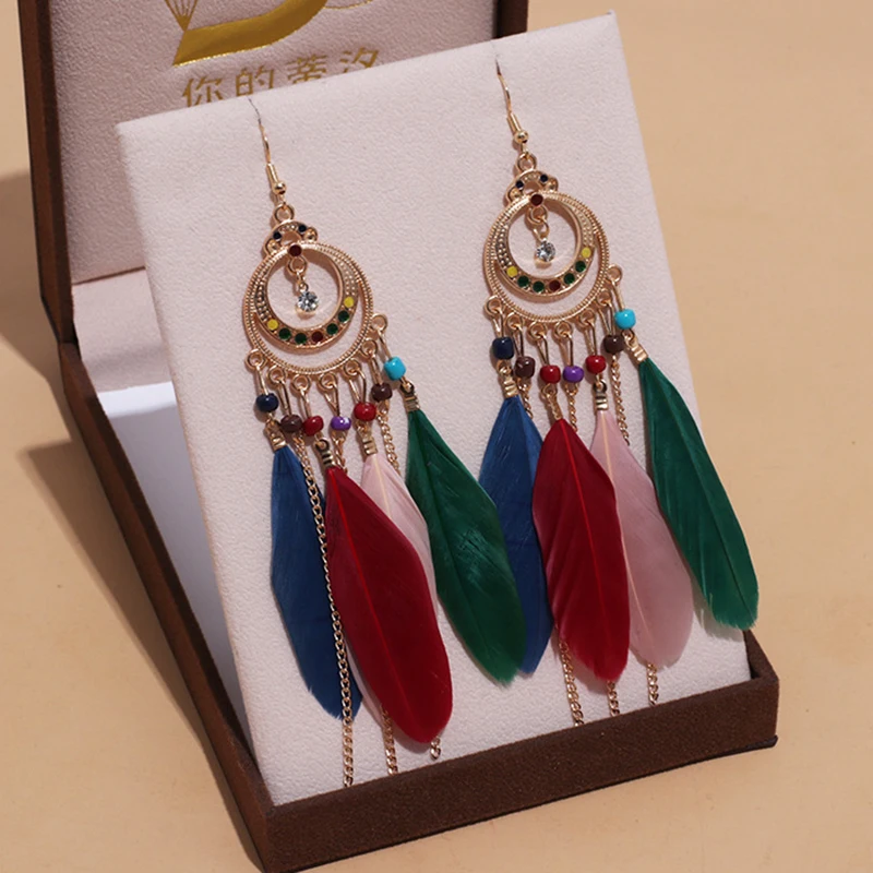 Boucles d'oreilles en plumes ethniques bohèmes classiques pour femmes, boucles d'oreilles pendantes rétro, glaçure goutte, perle ronde Hollw, cadeau de bijoux de fête de vacances
