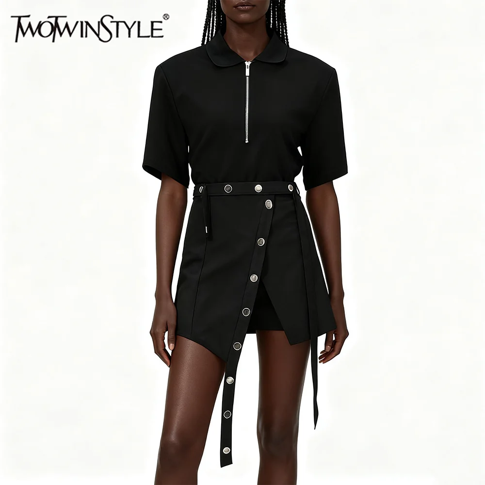 

TWOTWINSTYLE модные комплекты из двух предметов для женщин, топ с короткими рукавами и лацканами на молнии, комплект с юбкой с разрезом и высокой талией, женская одежда