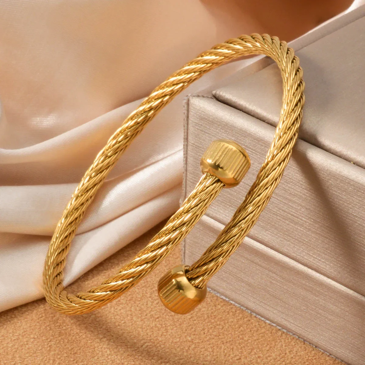 

Romantic Twisted Stainless Steel Bracelet for Women Vintage Retro Rope Bangle Valentines Day Birthday Gift for Her Mother
