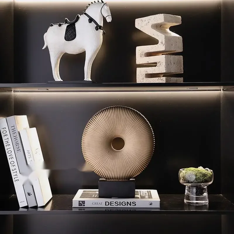 Chinese Retro Villa Resin Ornament Creative Model Craft for Living Room TV Cabinet Study Niche Home Decor Accessories