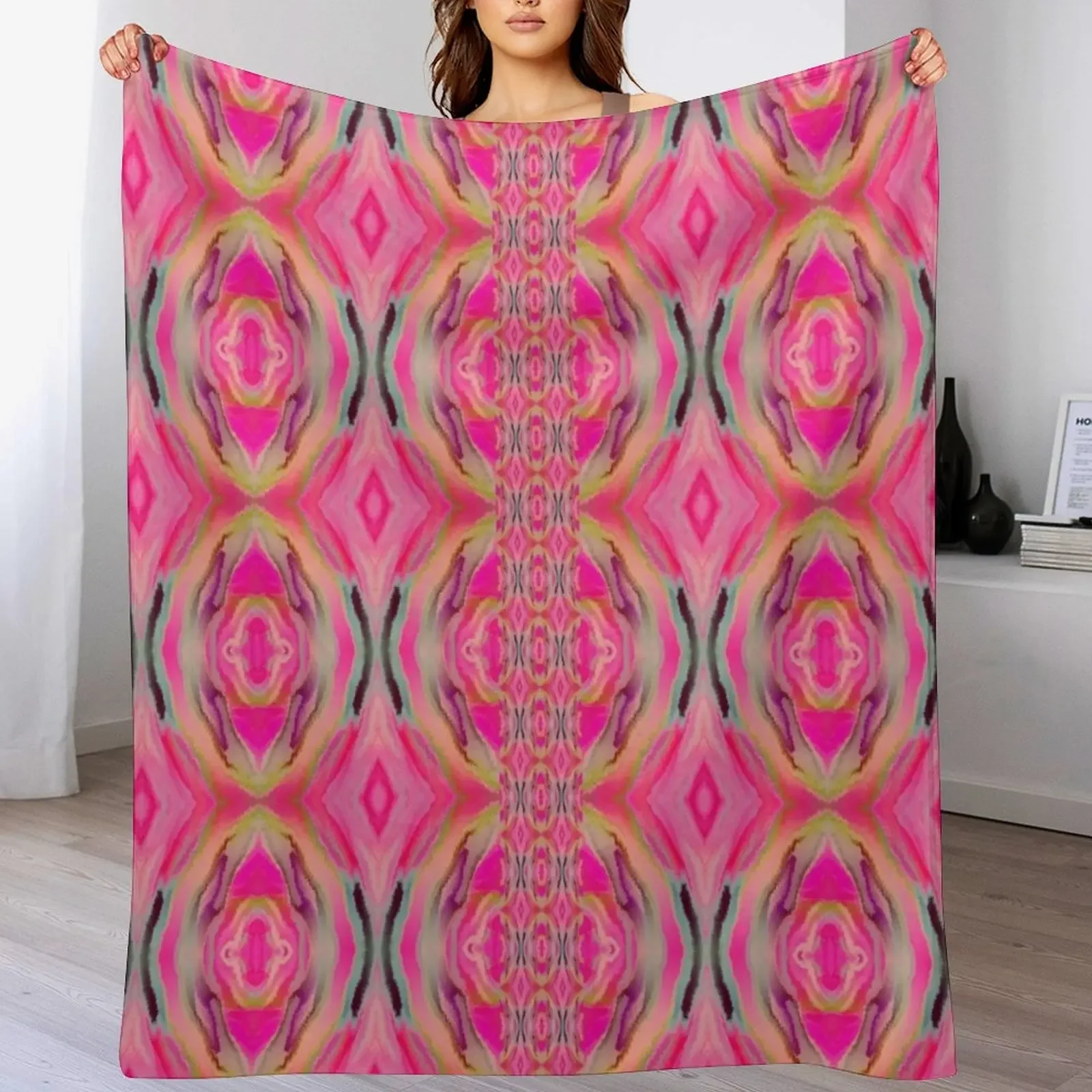 Kesahar Pink Throw Blanket Stylish Warm Blanket for Living Room Bedroom