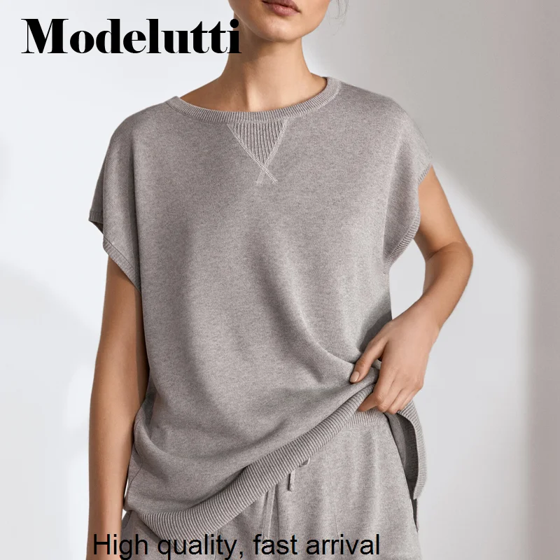 Spring 2023 New Summer Fashion Short Sleeve Knitted Sweater Sport Vest Casual Women Solid Color Simple Tops Female