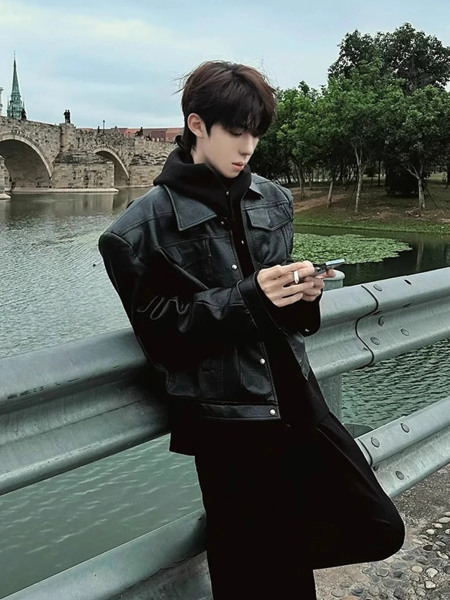 

Cleanfit Men's Leather Jaet oulder Pads Vintage American Sle Autumn Winter Jaet Casual Loose Fit Youthful Energy