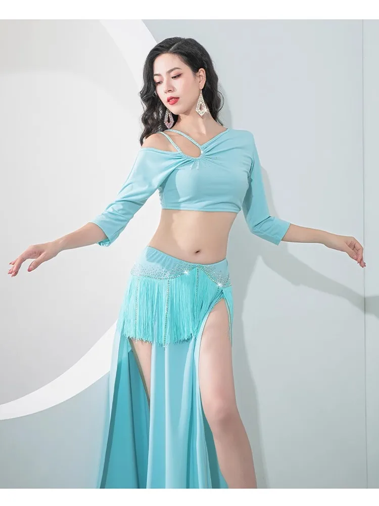 

Belly Dance Suit 2024 New Original Design Dynamic Tassel Hot Diamond Practice Suit Simple Performance Suit