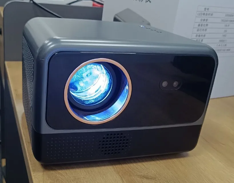 جهاز عرض N1 بسعر خاص لعام 2025 جهاز عرض أندرويد 11 مزدوج واي فاي بلوتوث 500 لومن LED جهاز عرض تركيز تصحيح شبه منحرف إلكتروني #1