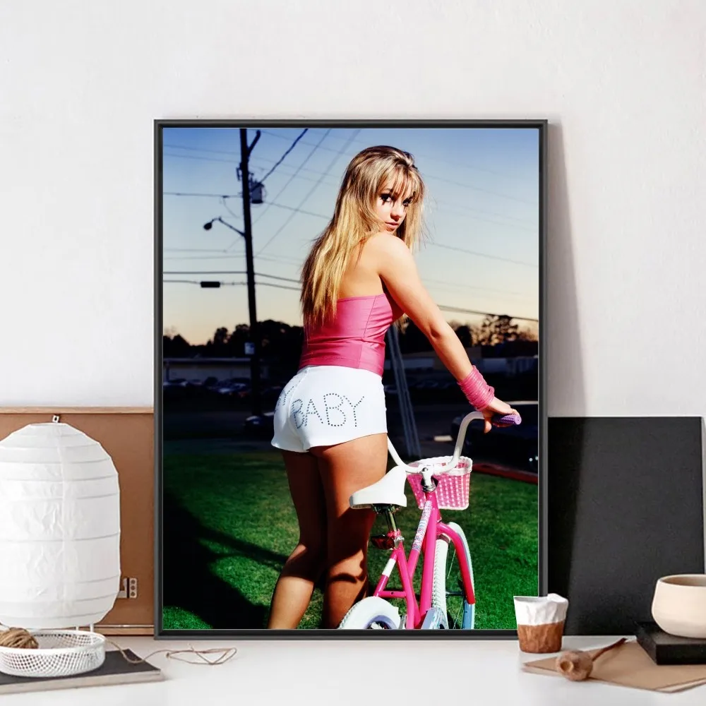 Retro Singer Britney Spears  Poster No Framed Poster Kraft Club Bar Paper Vintage Poster Wall Painting Bedroom Study Stickers