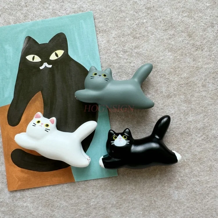 Flying cat running, soft wooden board, pushpin, felt board, photo, wall decoration, nail painting, message board