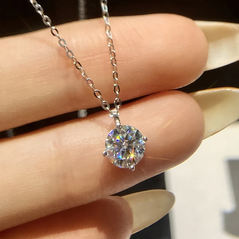 

KNB Luxury Certified Moissanite Diamond Classic Round Pendant Necklace for Women 925 Sterling Silver Chain Wedding Fine Jewelry