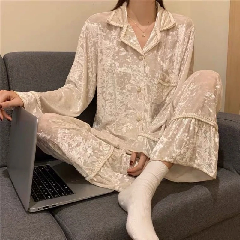 

Korean Version Autumn and Winter Lapel Braid Flare Sleeve Solid Color Velvet Pajamas Female Long Sleeves and Trousers Loungewear