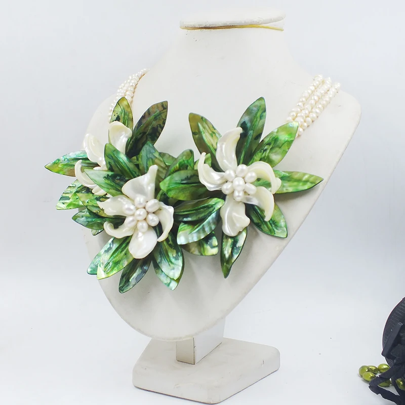new !! Latest Design Shell Flowers Wedding Crystal Necklace Women Fashion Necklace 20\