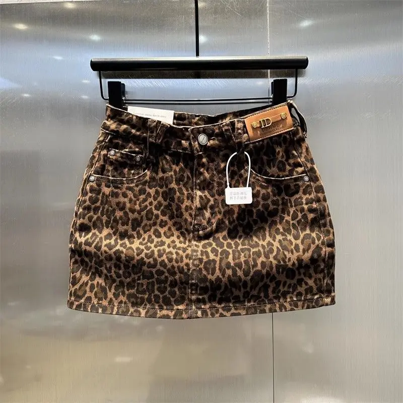 Elastic Brown Leopard Print Denim Hip Skirt