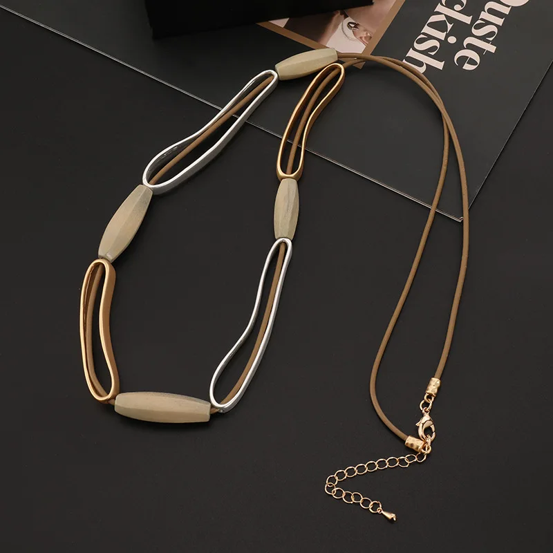 New in Hollow Long Chains Necklace Suspension Collar Pendants Korean Fashion Jewelry for Women Trend Accessories