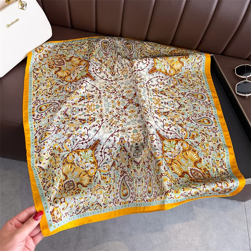70*70 سنتيمتر مصمم طباعة وشاح المرأة الأوشحة الحريرية باندانا الحجاب منديل شال منديل رباط شعر Foulard سيدة فاخرة