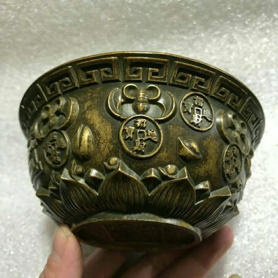 

China Antique Copper Wealth Pot Five Blessings Copper Bowl Collectible Feng Shui Auspicious Decor modern exquisite handicraft