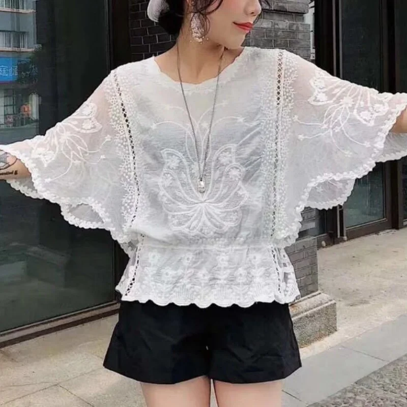 2024 Fashion Elegant Blouse Women Chiffon Hollow Out Tops New Spring Three Quarter Shirts Butterfly Flower Clothing