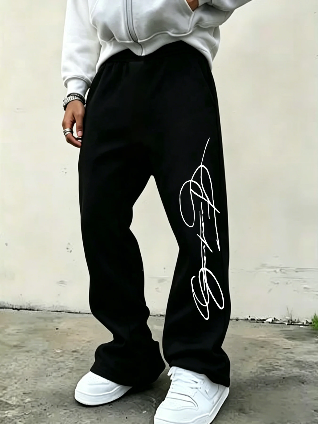 

Men's American-Style High-Street Print Black Slightly Flared Sweatpants Loose-Fitting Wide-Leg Casual Athletic Pants