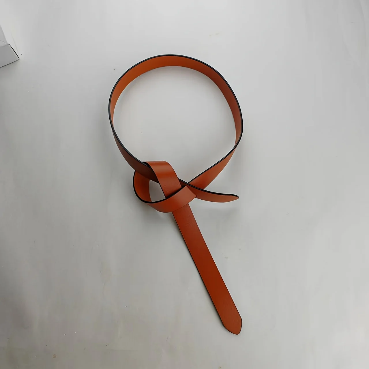 حزام نسائي نحيف من الجلد الأصلي - حزام مزخرف عصري كاجوال للجينز متعدد الاستخدامات مع إبزيم #5