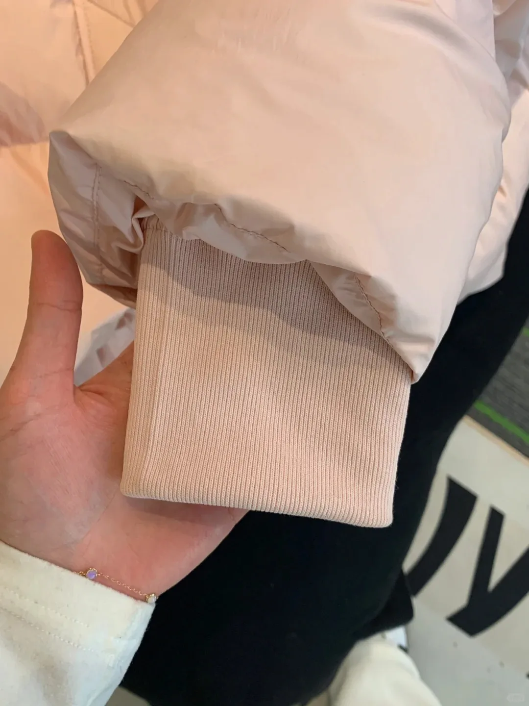 2025 جديد إمرأة قصير أسفل سترة الشتاء سميكة فضفاضة معطف مبطّن صغير الحجم سترة منتفخة #5