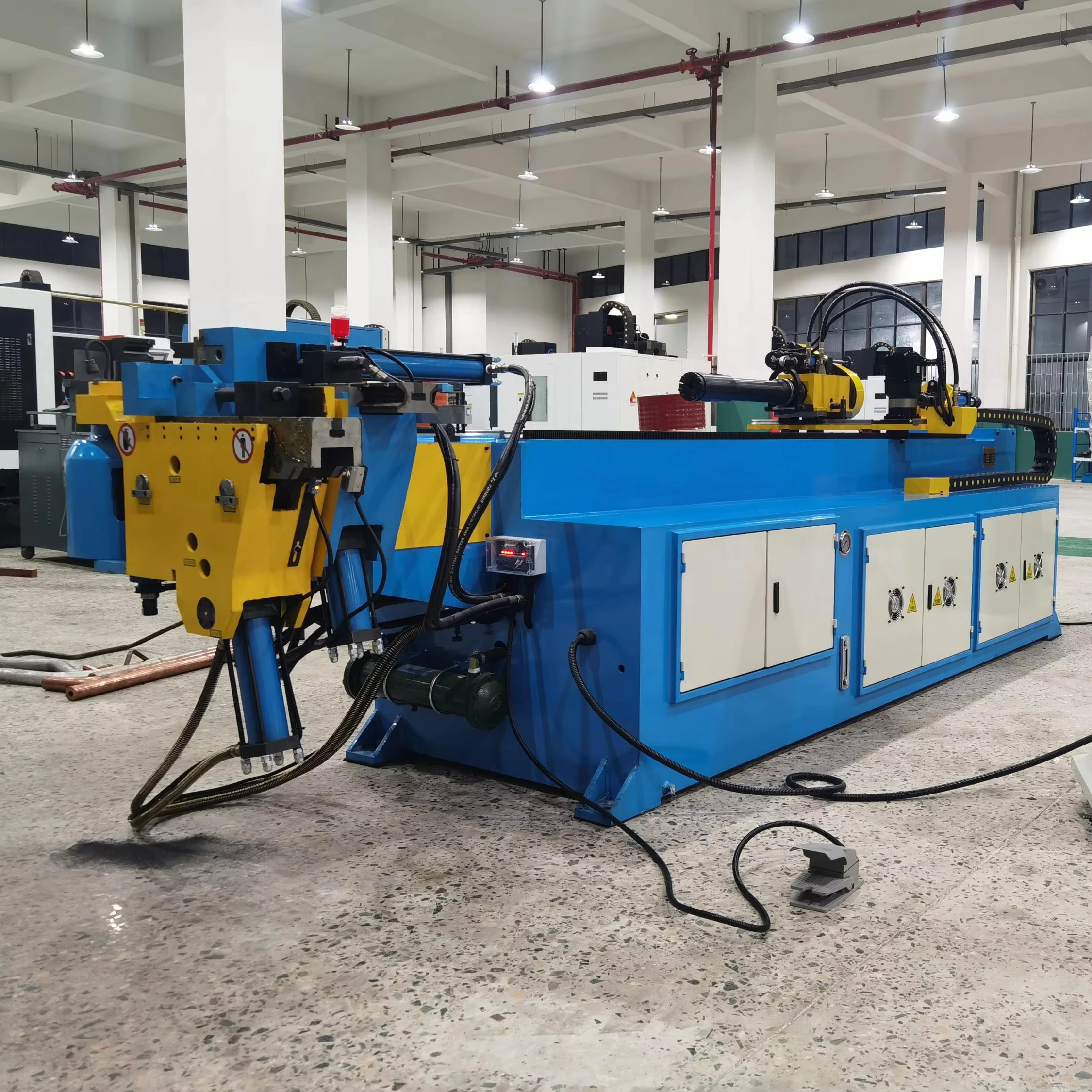 Rohr- und Rohrbiegemaschinen Legierung 75CNC Rohrbiegemaschine mit großem Durchmesser