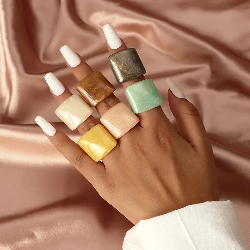 Colorful Sweet Acrylic Rings for Women Fashion Transparents Geometric Resin Finger Rings Wedding Female Party Jewelry Gift