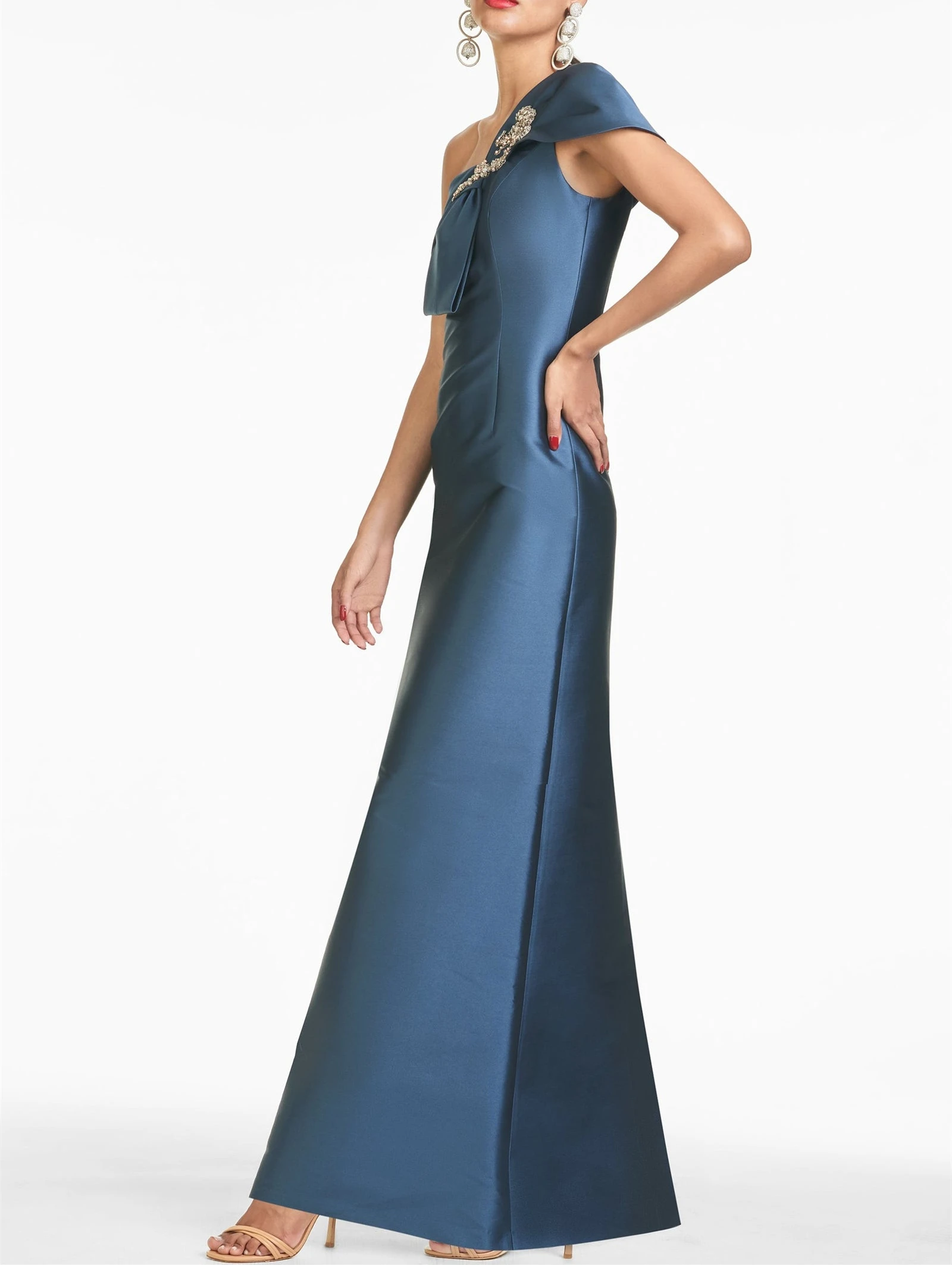 

Satin One-Shoulder Evening Dresses Elegant Sleeveless Backless Bodycon Cocktail Dress Classic Bow Crystal Back Slit Party Gowns