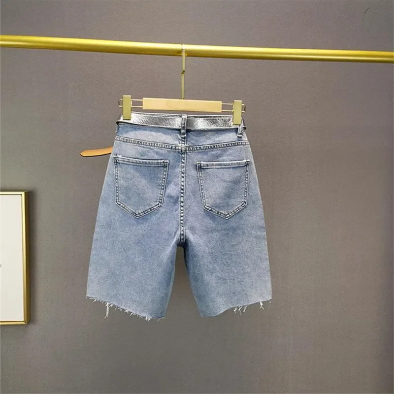 

Letter Rhinestone Ripped Knee-Length Denim Pants For Women 2022 Summer New Light Blue High Waist Slim Fit Short Jeans Ropa Mujer