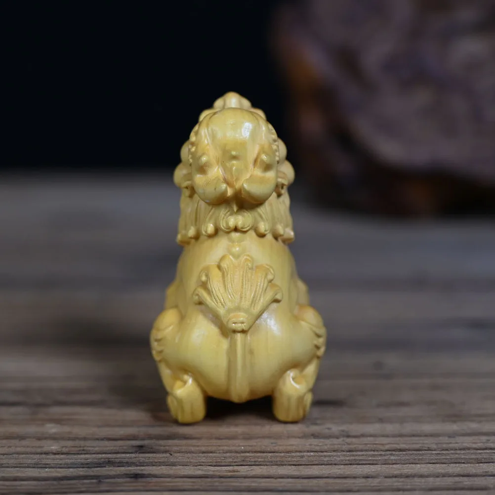 

Exquisite Desktop Wood Carving Statue Fine Wood Craft Vivid Wooden Carved Office Desktop Decoration