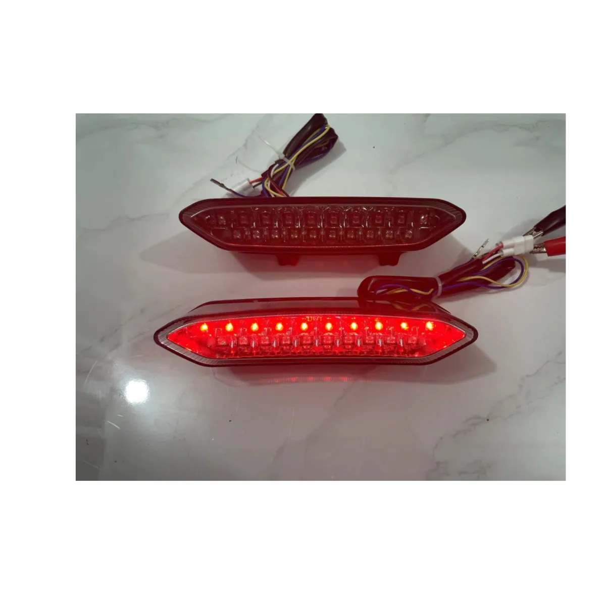 

Motorcycle LED Turn Signals Integrated Tail Light Rear Brake Run Lamp Taillight For YAMAHA YZF-R1 R1 R 1 2002 2003