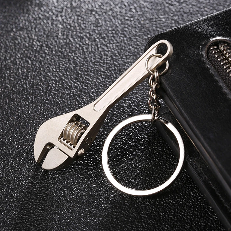 1pc Creative Tool Adjustable Wrench Spanner Key Chain, Metal Keychain For Men