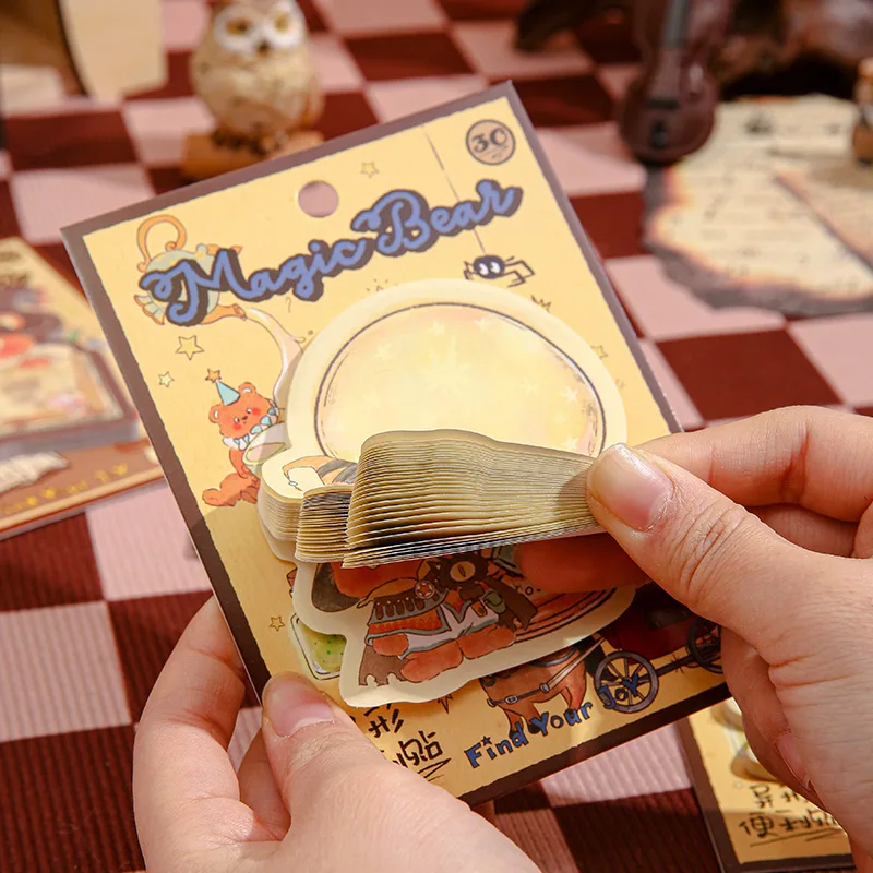 8 pezzi di serie Magic Bear Sticky Note Simpatico orso appiccicoso Libro di convenienza per l'annormalità degli studenti