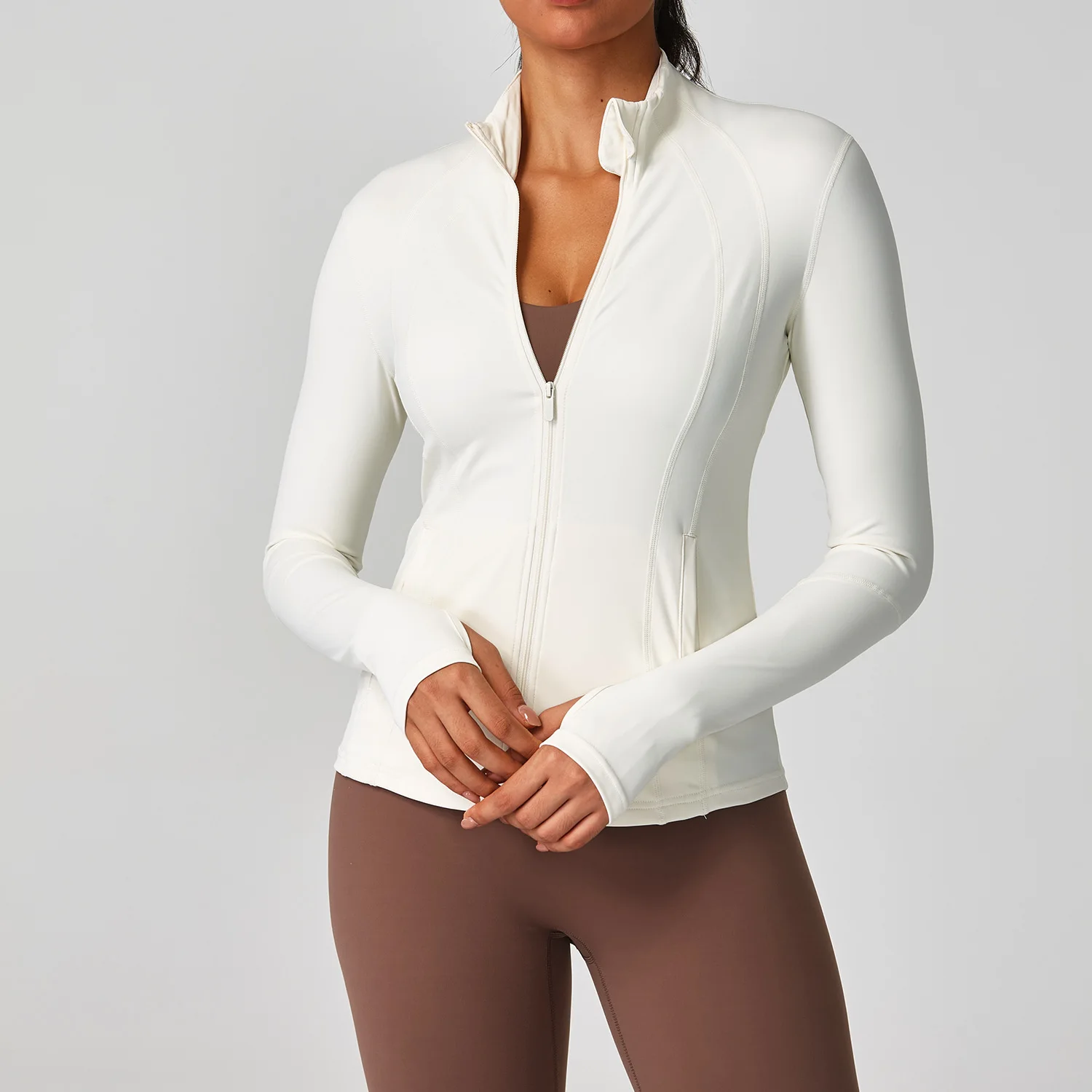 

Новая женская тренировочная куртка без капюшона на молнии — влагоотводящий и быстросохнущий спортивный топ с длинными рукавами для йоги, бега, тренажерного зала