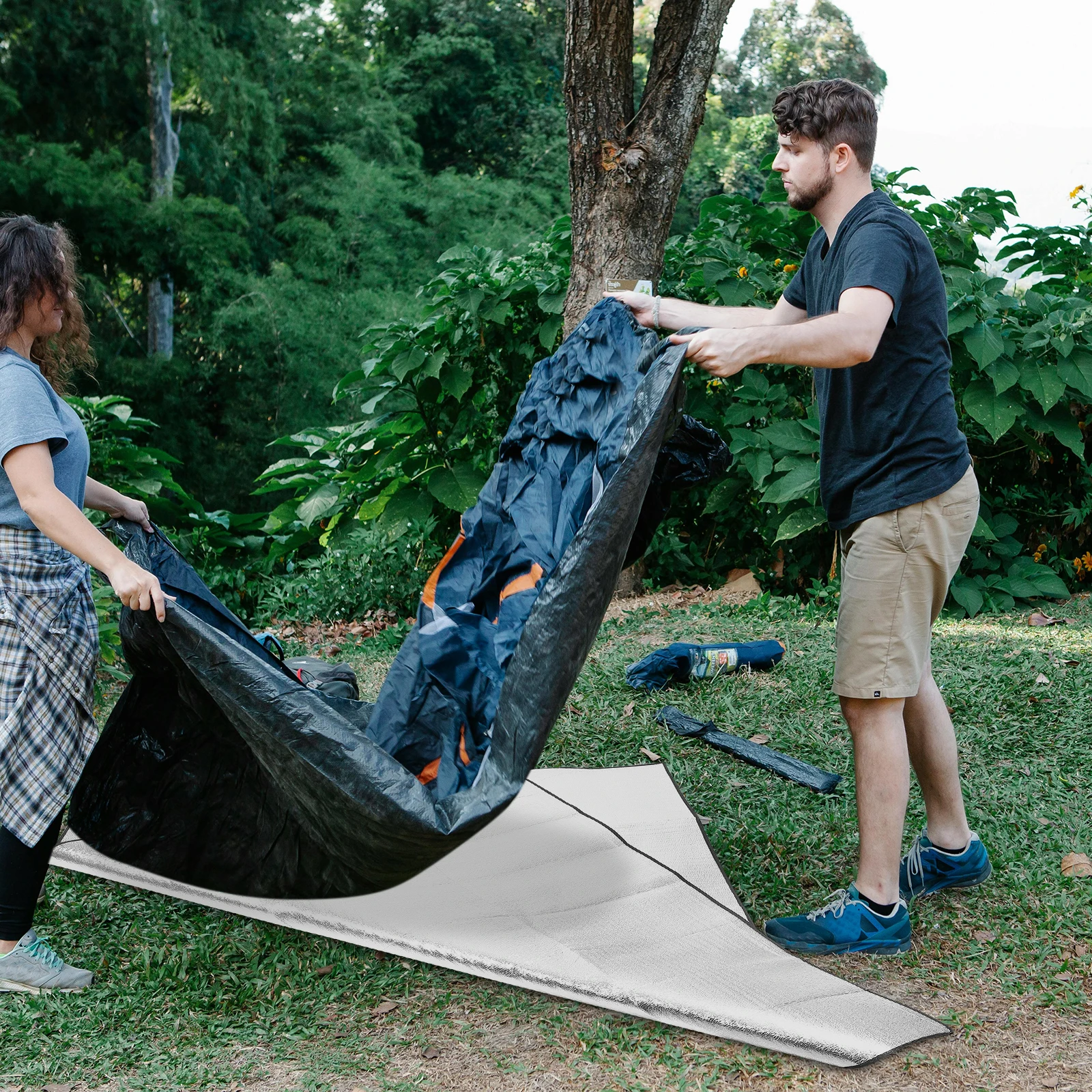 

Aluminum Foil Blanket Camping Mat Insulated Tent Floor Mat Portable Lightweight Outdoor Adventure Camping Gear