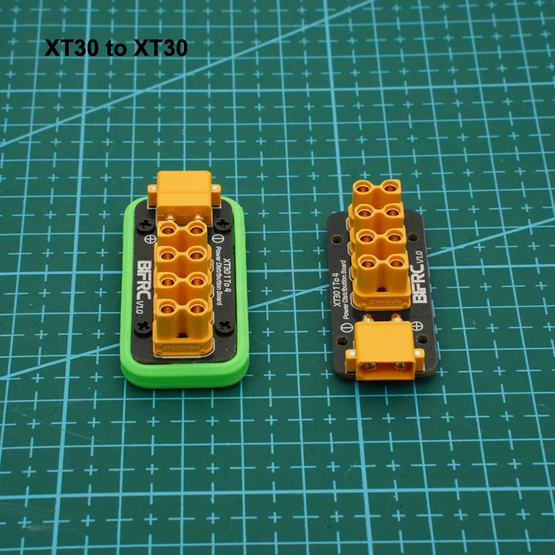 1PCS 1-to-4 Power Distribution Board XT30/XT60/XT90 Male Female Connector 30A/200A High-Current PDB for RC Car/Boat DIY Parts view 3