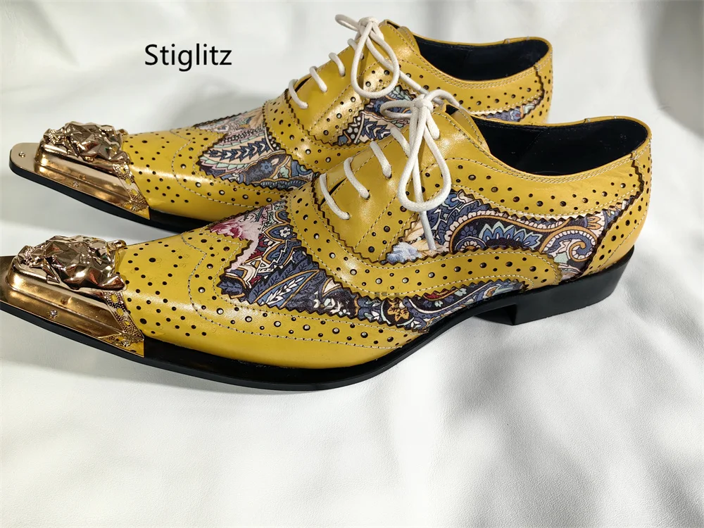 Yellow Brogue Oxford Dress Shoes for Men Patchwork Leather Lace Up Metal Pointed Toe Low Block Heel Fashion Party Stage Shoes