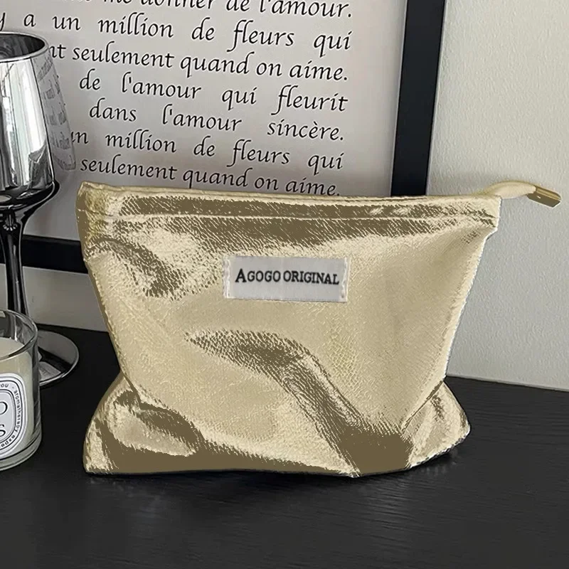 Fashion Shiny Sequins Cosmetic Bag Gold Large Capacity Organizer Zip Style Travel Makeup Bag Portable Toiletries Square Bag Case