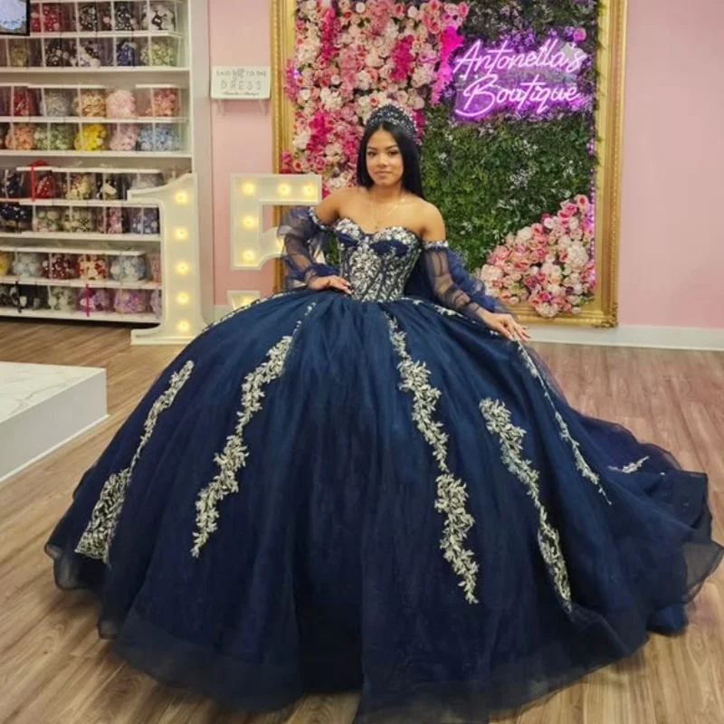 

Темно-синее платье Quinceanera с открытыми плечами, блестящая наклейка, тюль, длинный хвост, большой бант, платья de 15, Quinceanera ﻿ Настроить