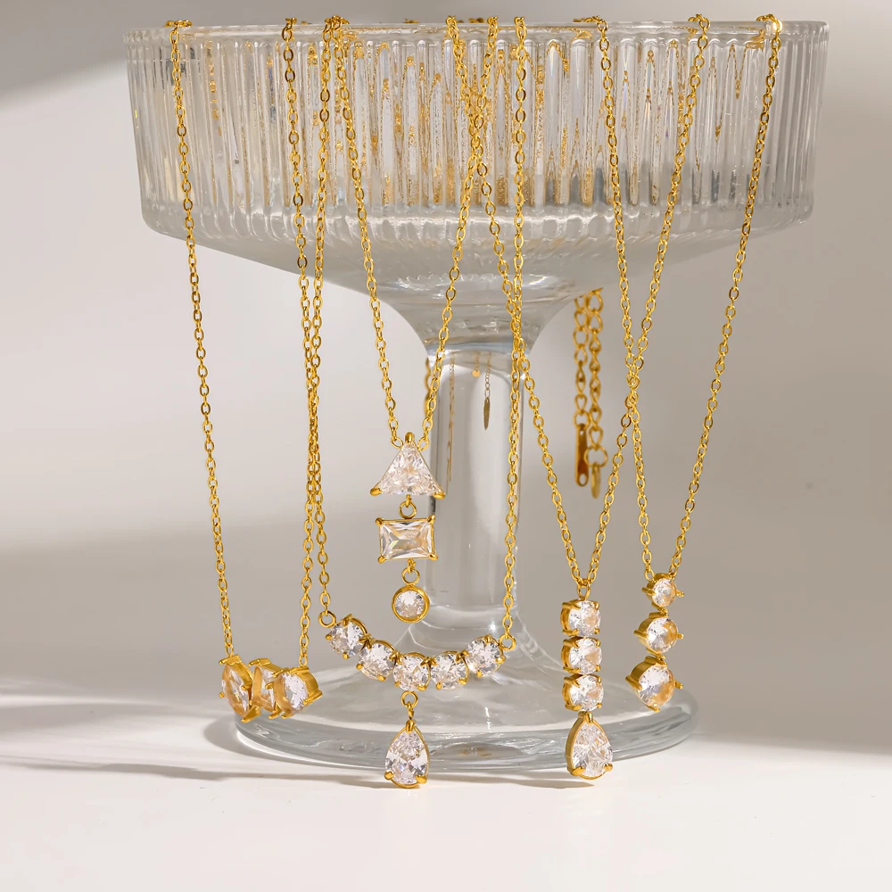 18K vergoldete Edelstahl-Halskette mit Wassertropfen-Zirkon-Anhänger für Damen, luxuriöser wasserdichter Schmuck für den täglichen Gebrauch, Geschenk. – Detail 4